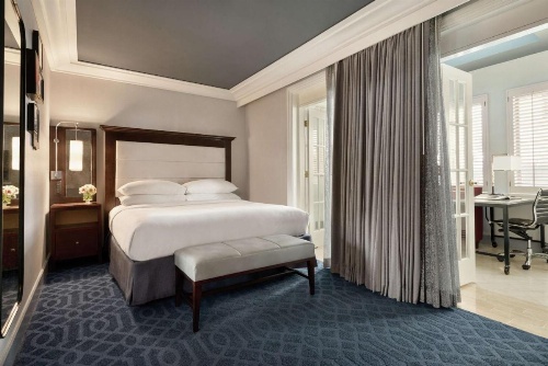 Hilton Checkers Los Angeles image 26